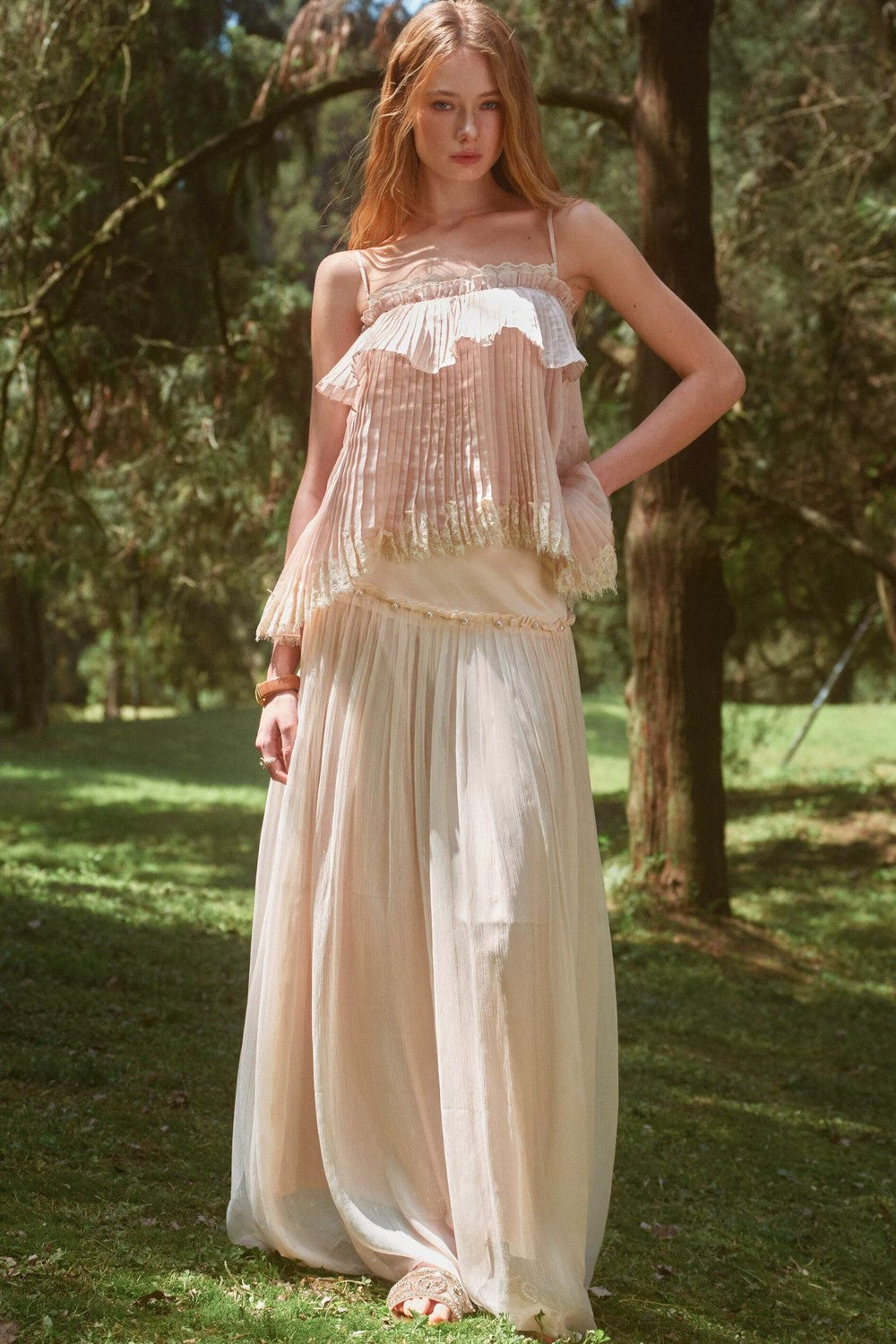 Retro Pleated Lace Pearl Skirt Set-Up