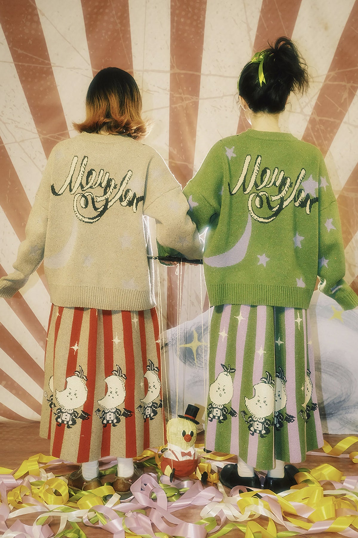 Fantasy Circus Peanut Puppet Star Knit Sweater