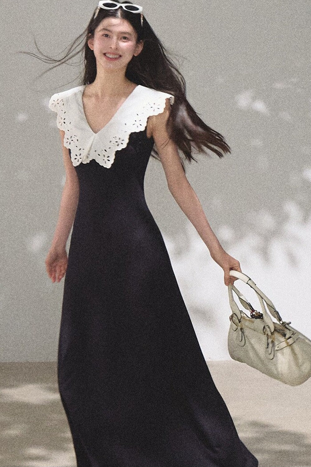 Robe en coton sans manches dos nu à ombre d’arbre