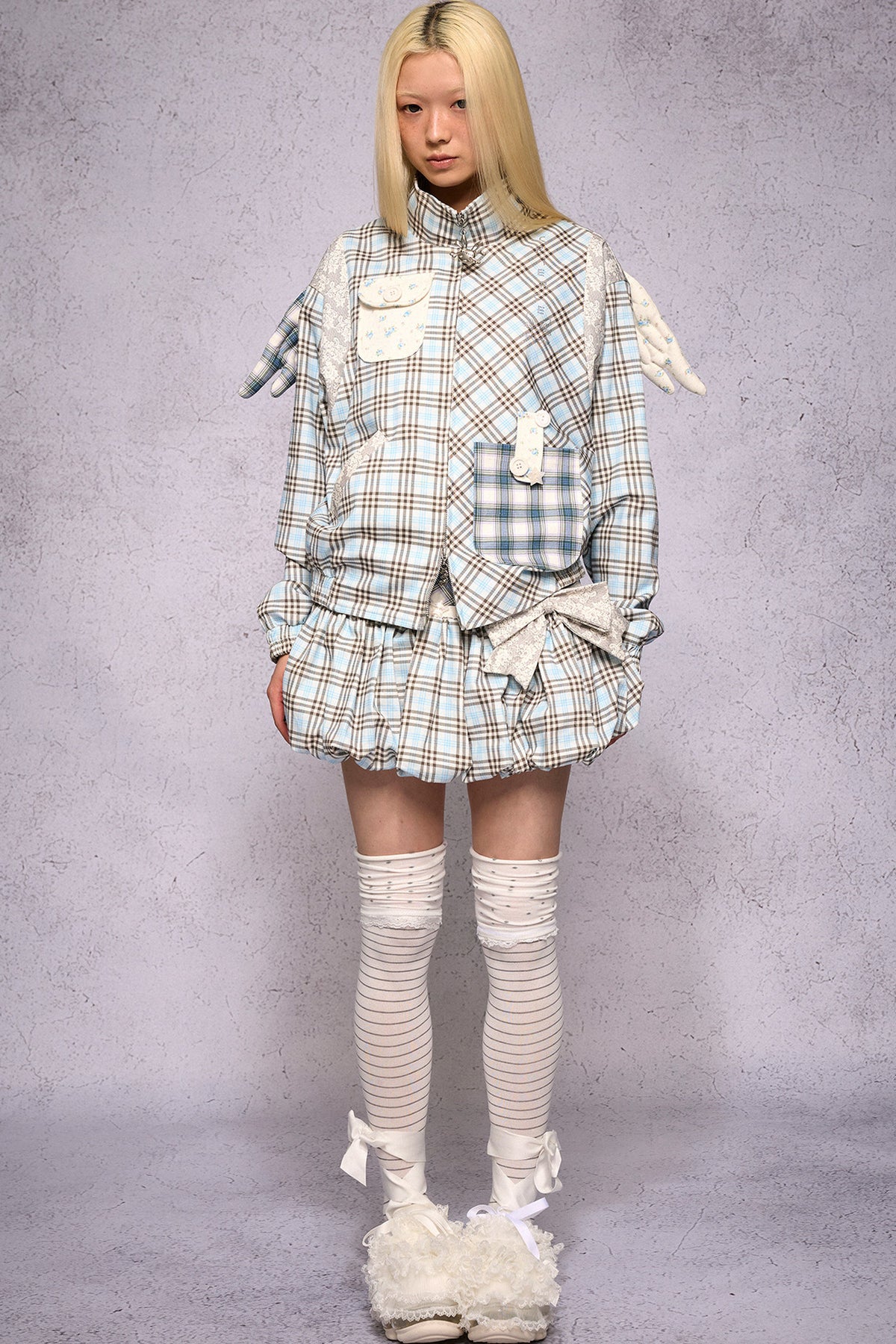 Jacke mit Engelsflügeln, Karomuster, Patchwork und Strass
