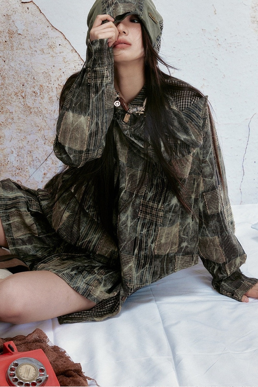 Blusa vintage effetto tie-dye a quadri