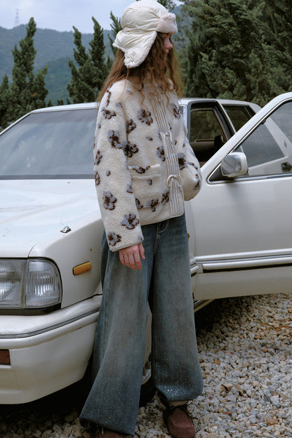 Gesteppte Fleecejacke mit Blumen und Schleife