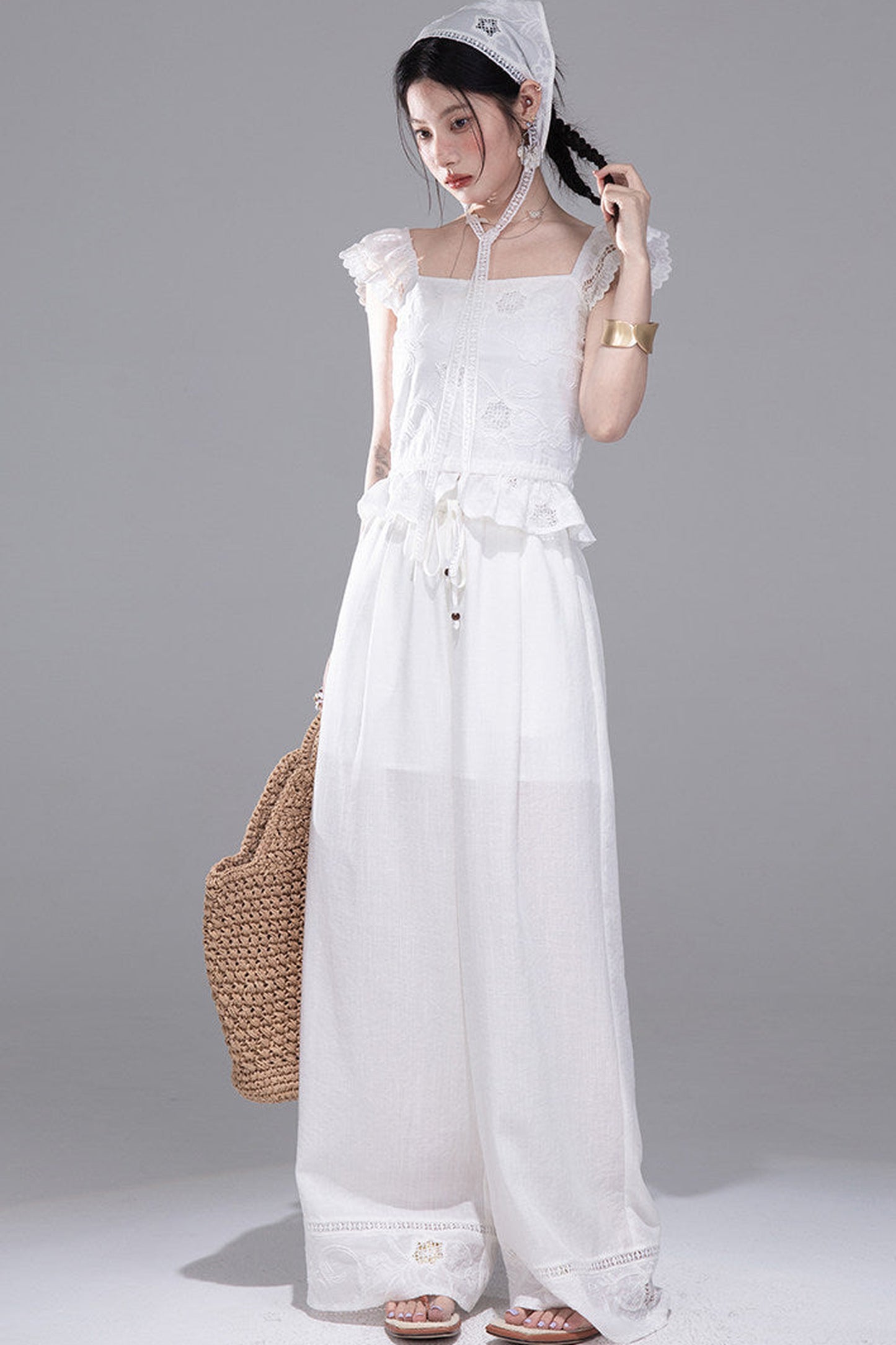 Moon White Lace Top Pants Set-Up