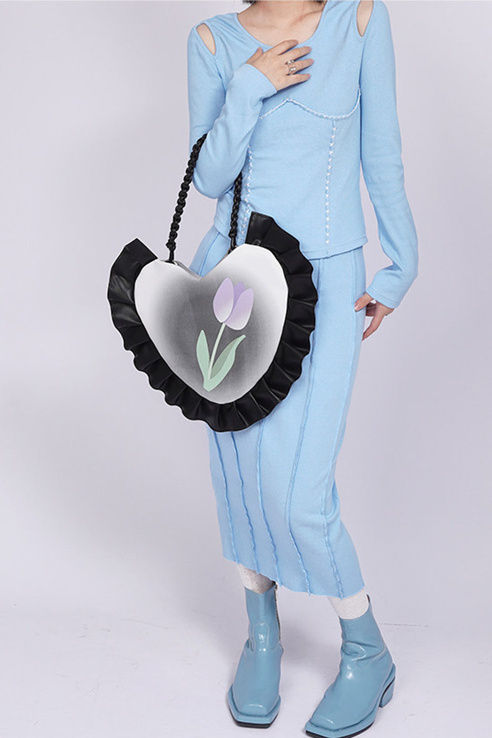 Tulip Heart Woven Crossbody Bag