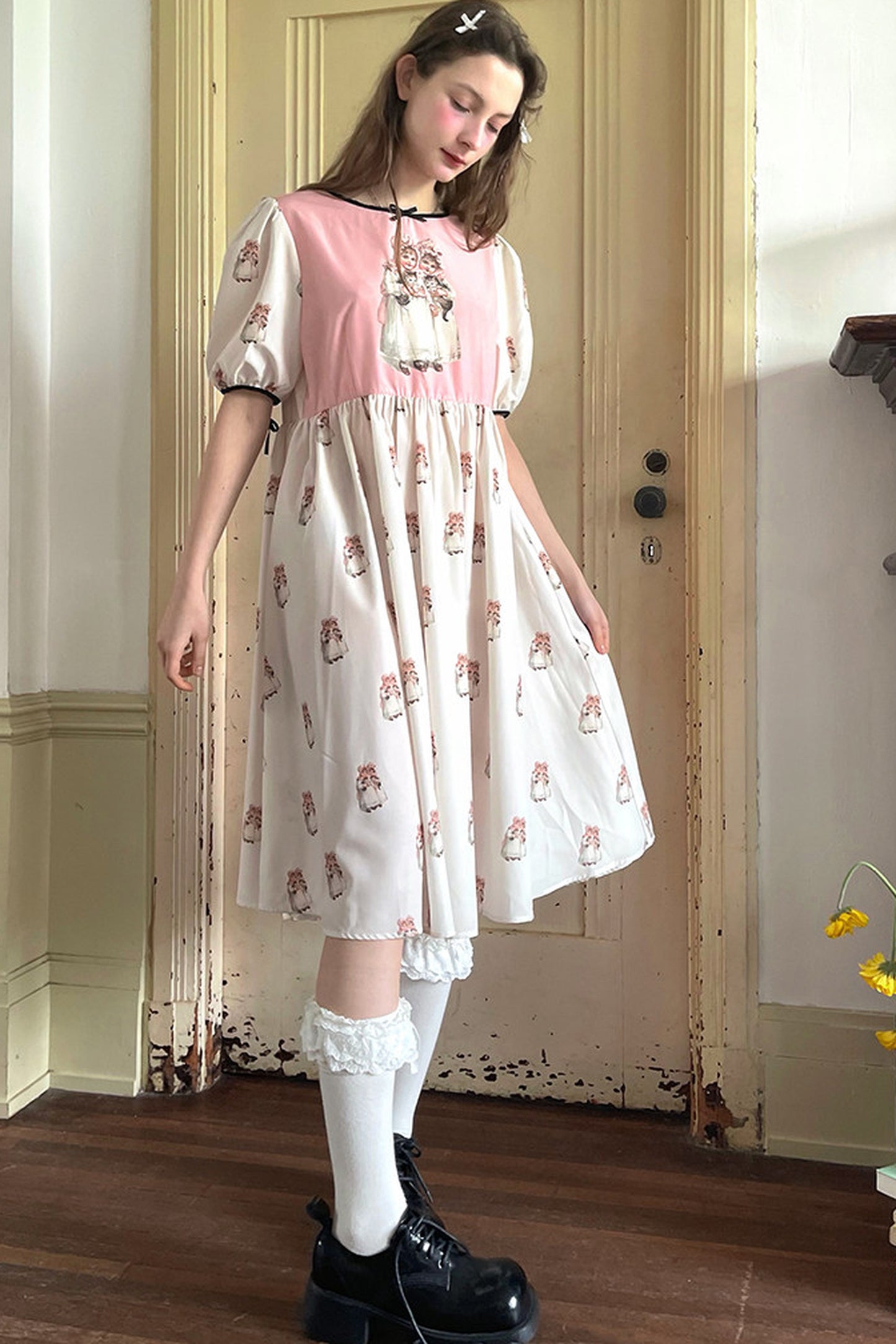 Vintage-Kurzarmkleid mit Puppen-Print