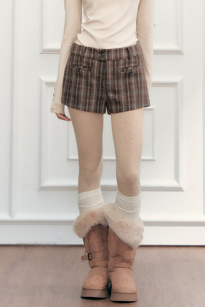Classic Retro Plaid Woolen Straight Shorts