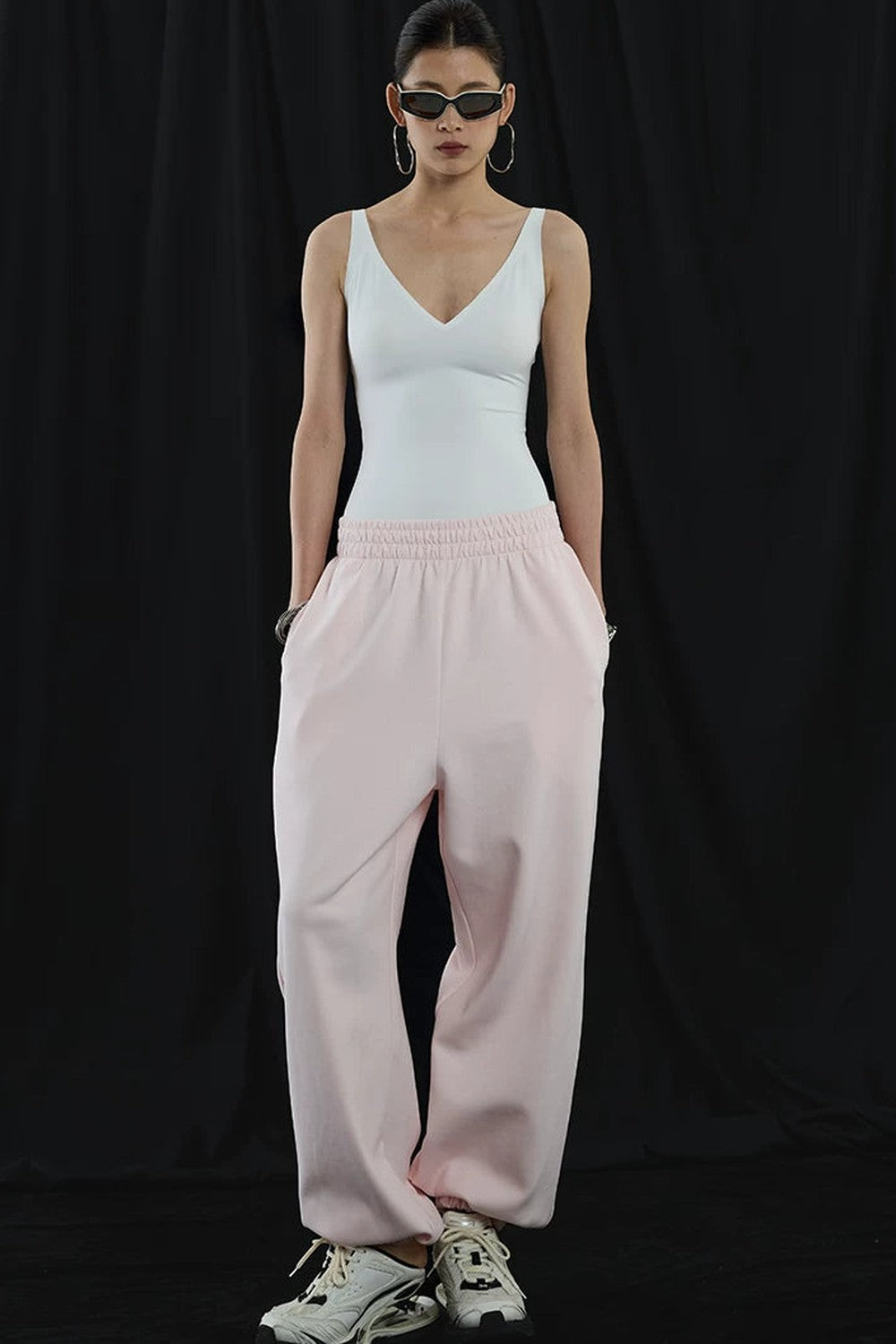 Cloud White V-Neck Seamless Camisole