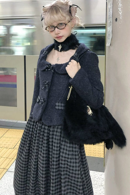 蝴蝶結羊毛外套與花苞裙套裝