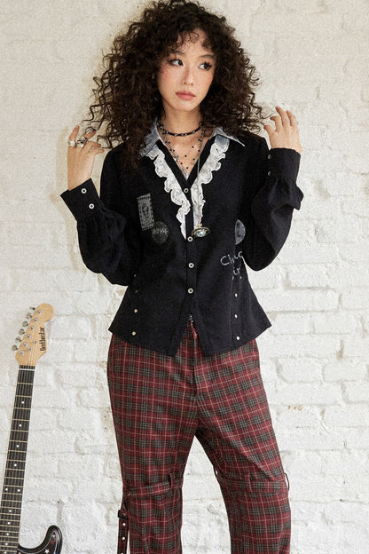 Bluse mit Spitzen- und Blumen-Patchwork
