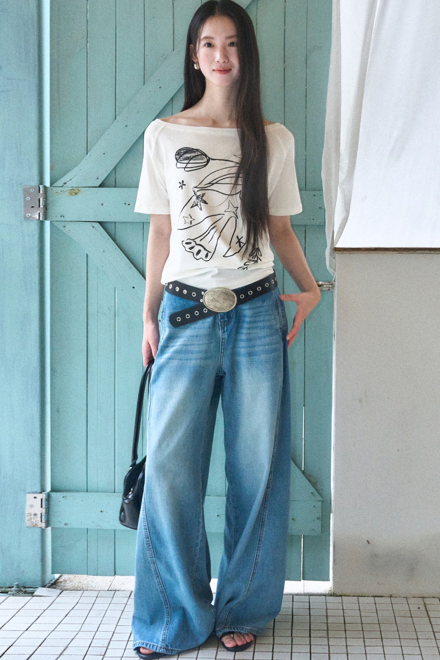 Bird And Tulip Print One-Shoulder Tencel T-Shirt