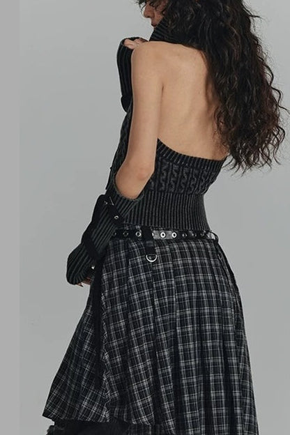 Short Backless Slim-Fit Knit Top with Tie Sleeves