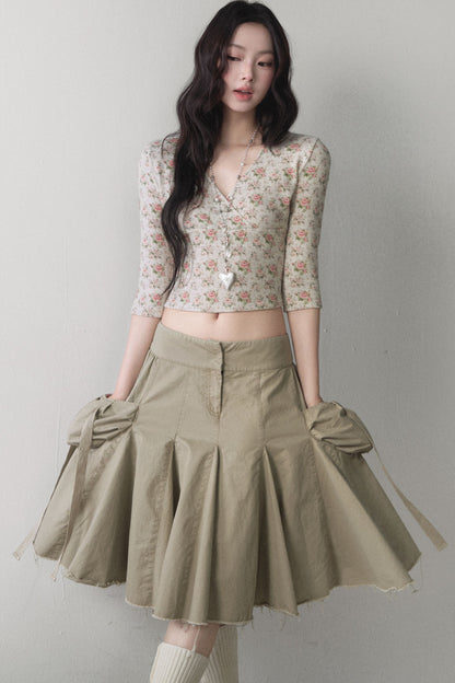Rose Print Three Quarter Sleeve Knit Top