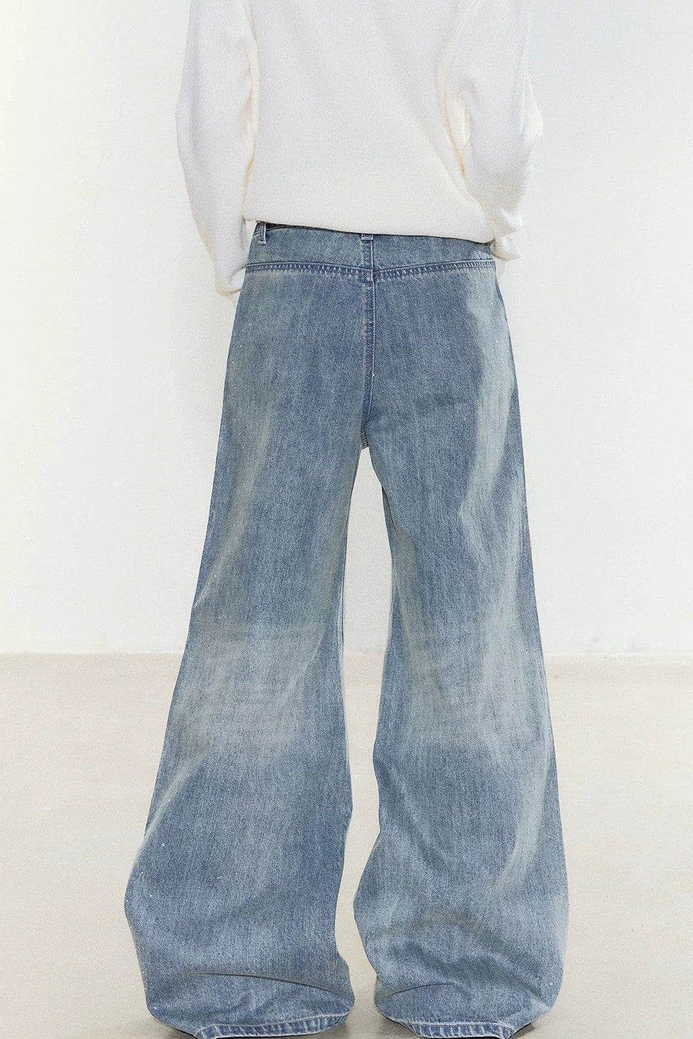 One-Shoulder Hoodie and Jeans Set-Up