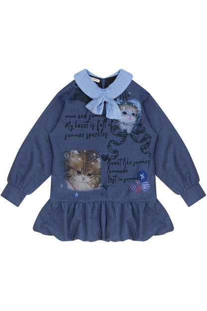 Abito in maglia blu navy con collo a fiocco e stampa gatti
