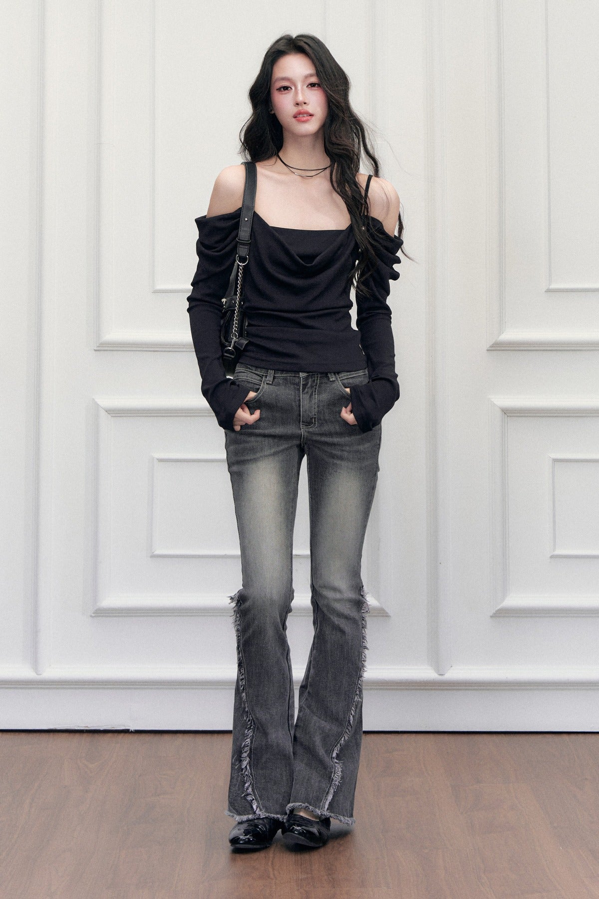 High-Waist-Jeans im Used-Look mit Schlag