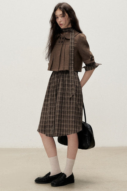 Retro Woolen Pleated Short Jacket
