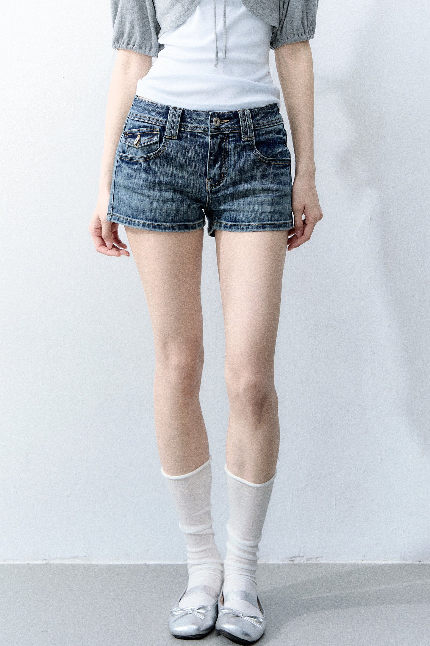 Retro Denim Straight-Leg Shorts