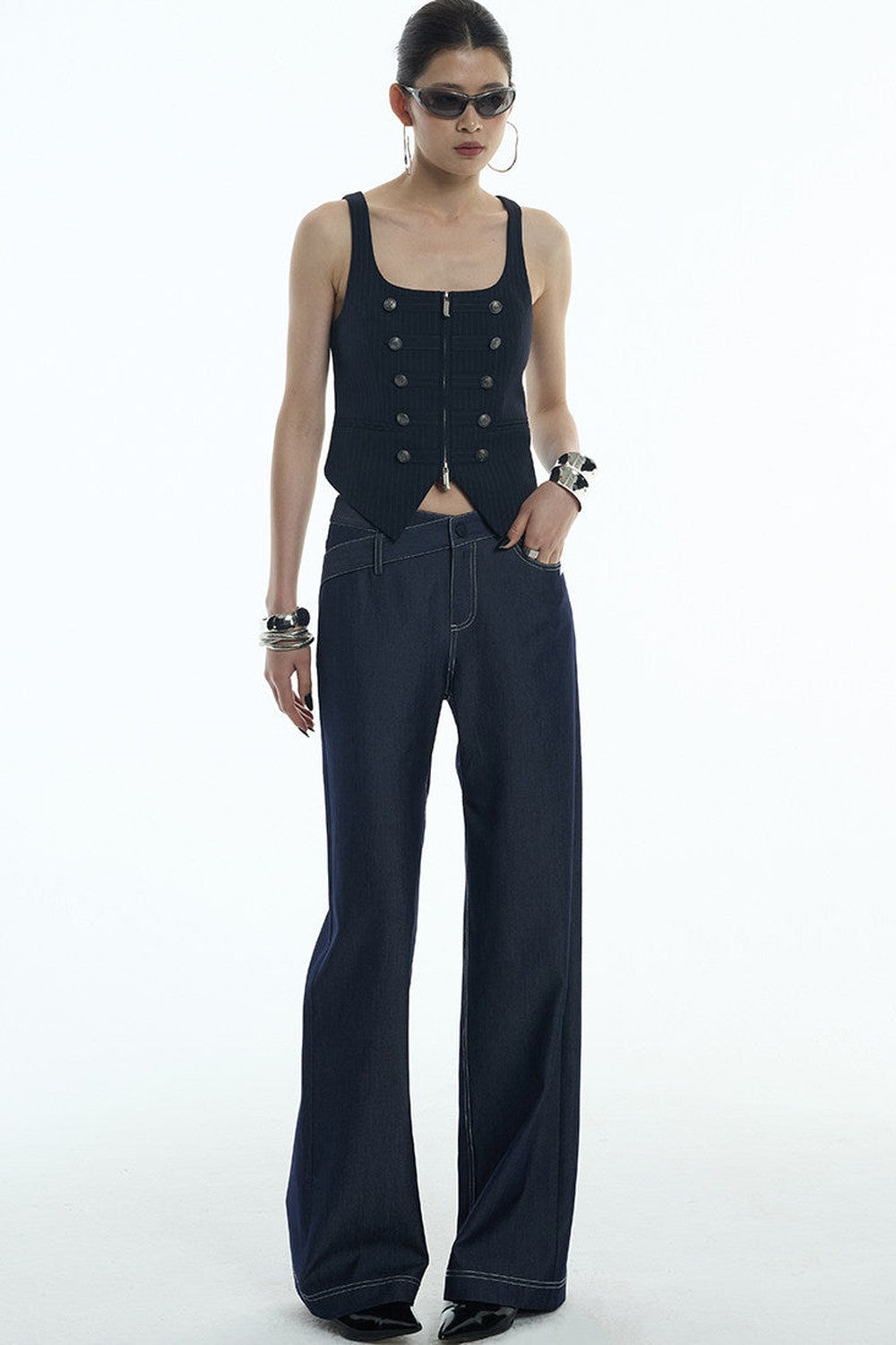 Asymmetrische Jeans aus Tencel-Denim