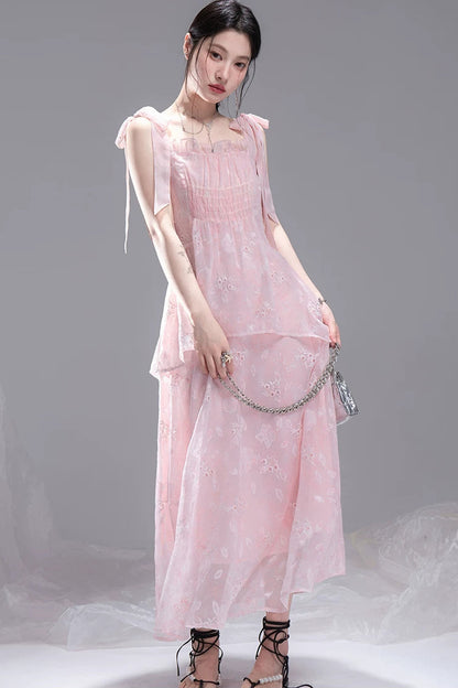 Pudernebel-Trägerkleid