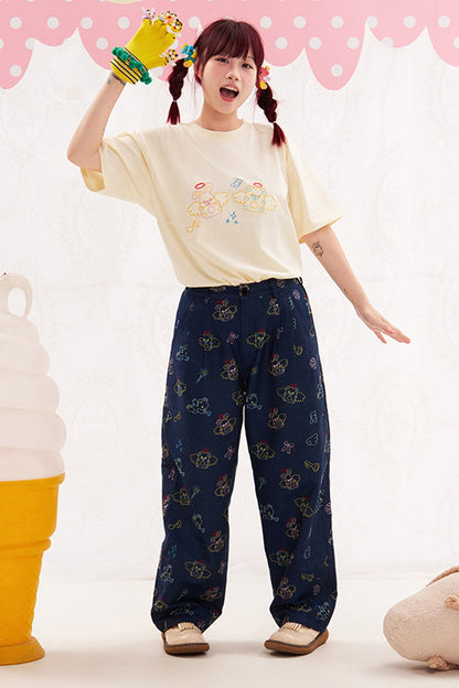 Jeans con ricami importanti di animali e angeli