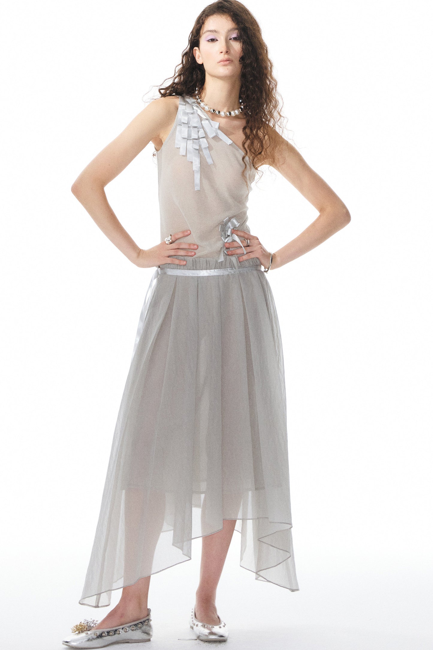 Satin Ribbon Knit Vest & Pleated Skirt Set