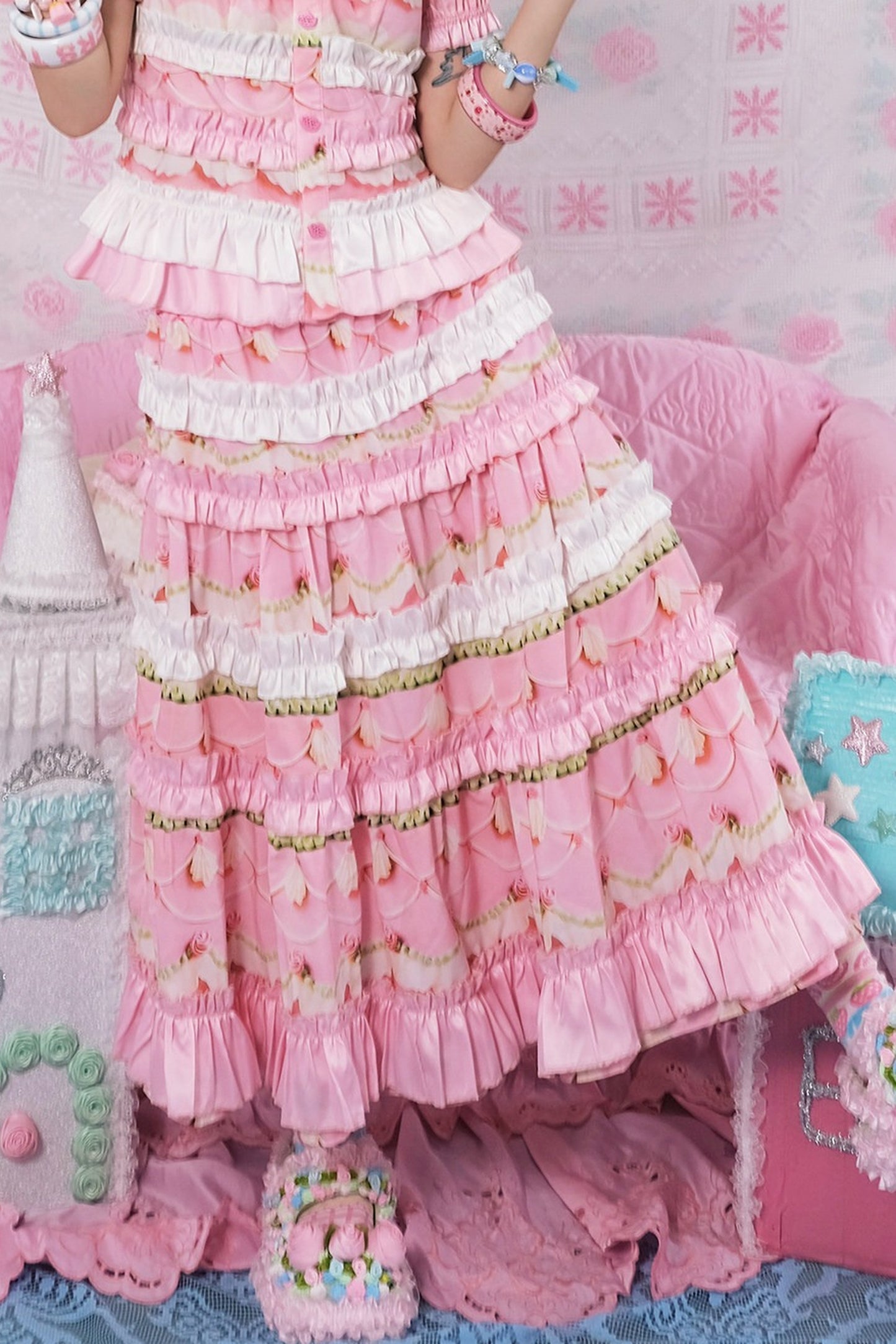 Rose Print Bubble Sleeve Blouse and Cake Skirt Set