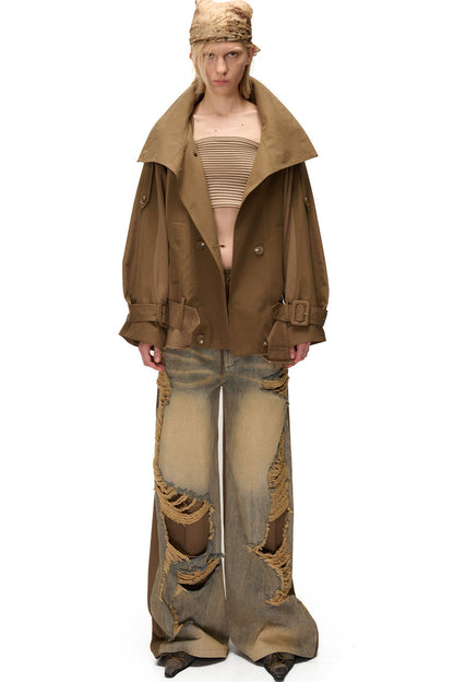 Kurzer Trenchcoat im Patchwork-Stil