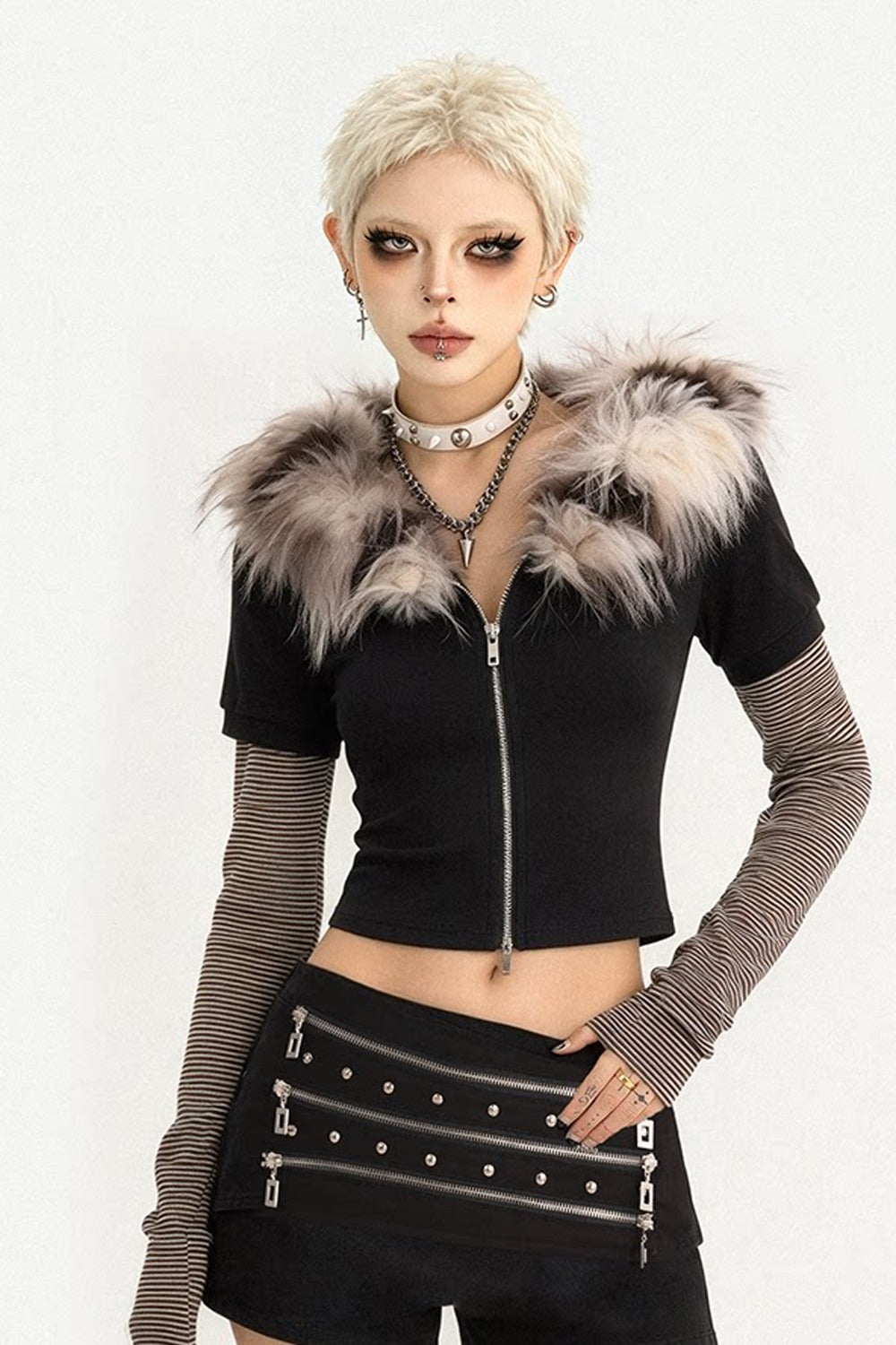 Black Plush Collar Zip-Up Slim-Fit Top