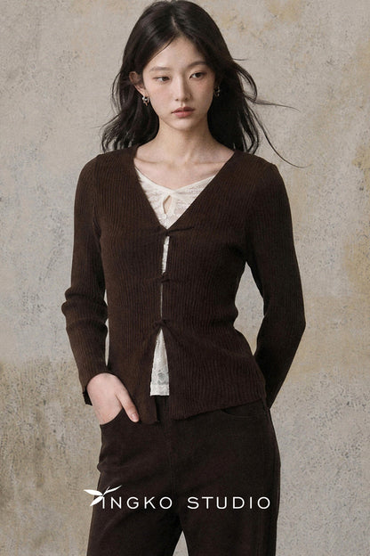 V-Neck Lace Knit Top