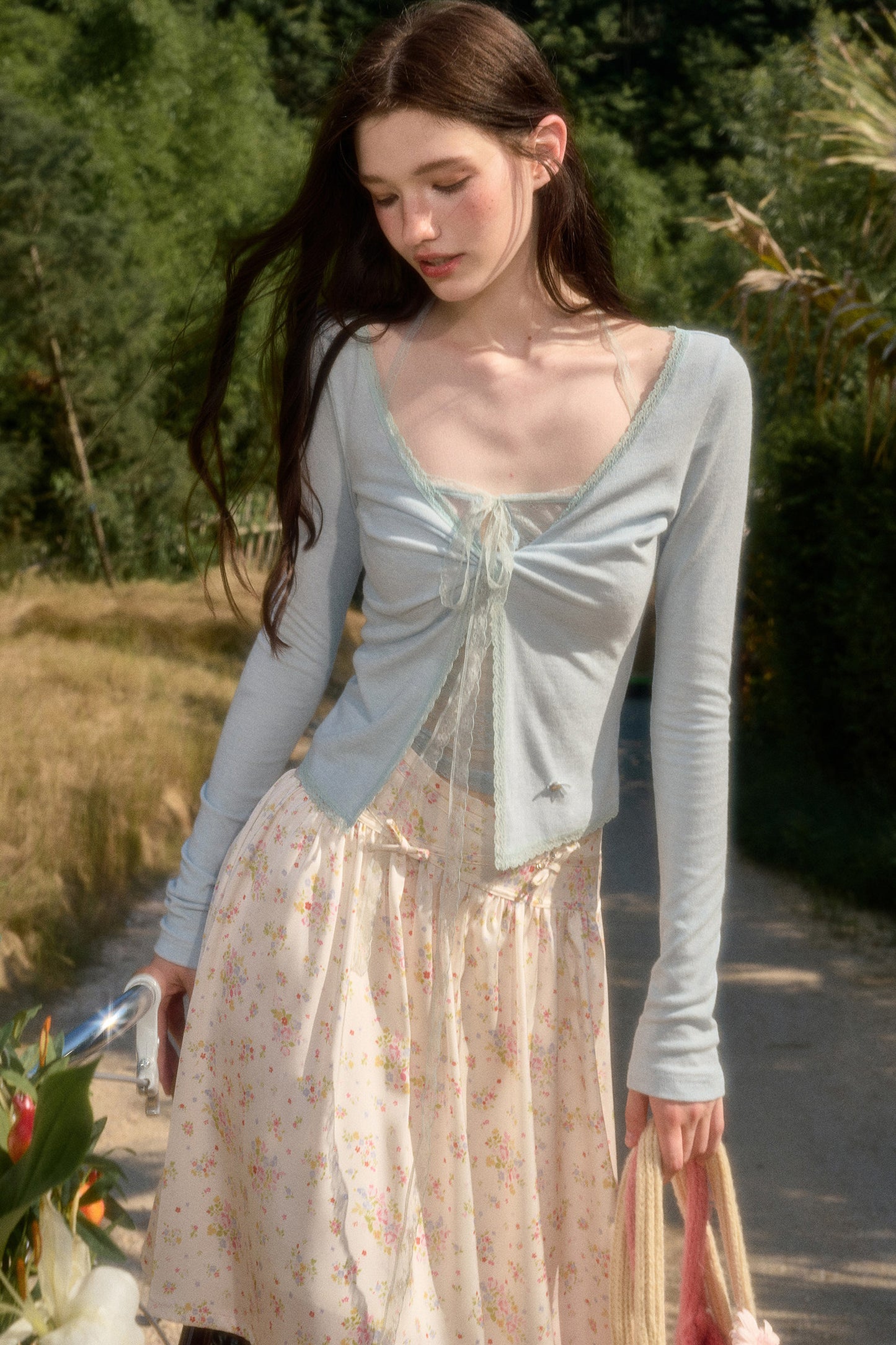 Youthful Skin-Like Cardigan Top