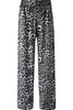 Hose mit Leopardenmuster