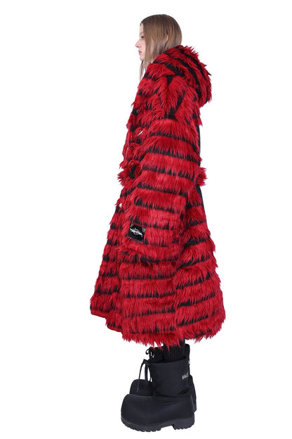 Oversized Silhouette Black Red Fur Coat
