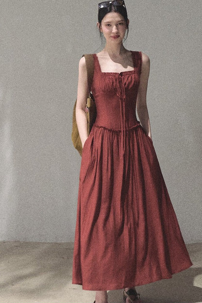 Robe débardeur à encolure carrée et volants