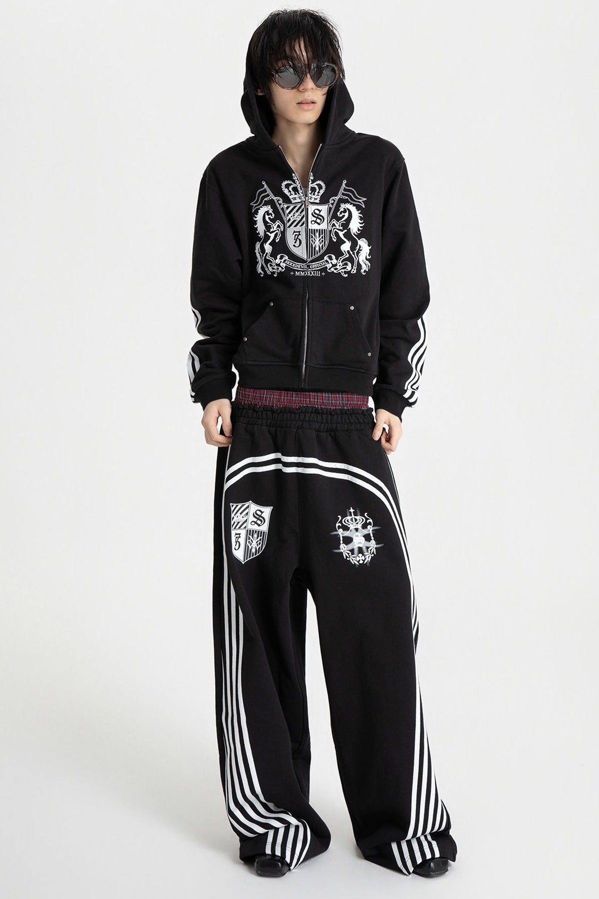 Double Waistband Emblem Sweatpants