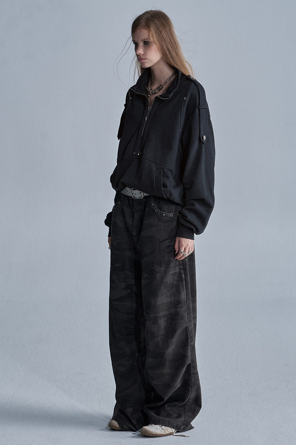 Sweatshirt mit Stehkragen und halbem Reißverschluss