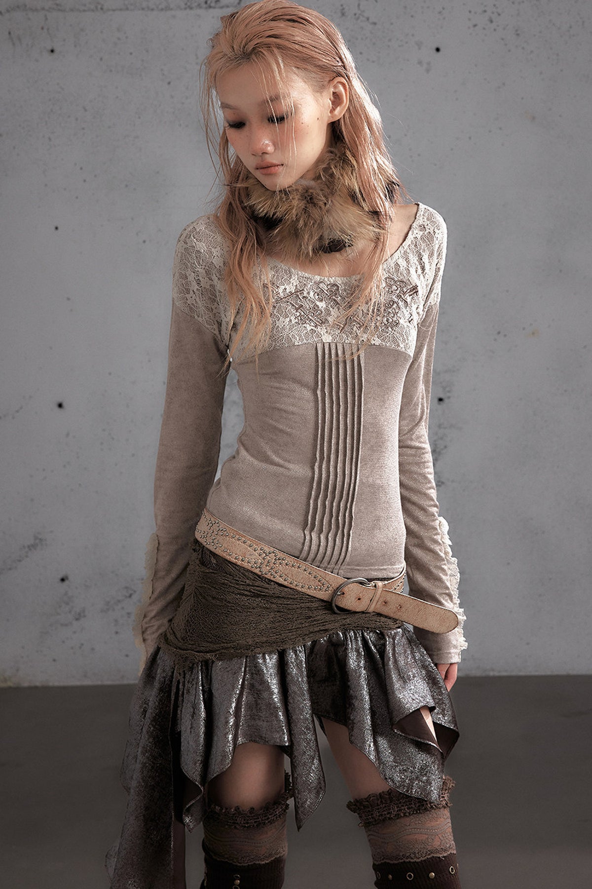 蕾絲拼接刺繡Long sleeve針織上衣