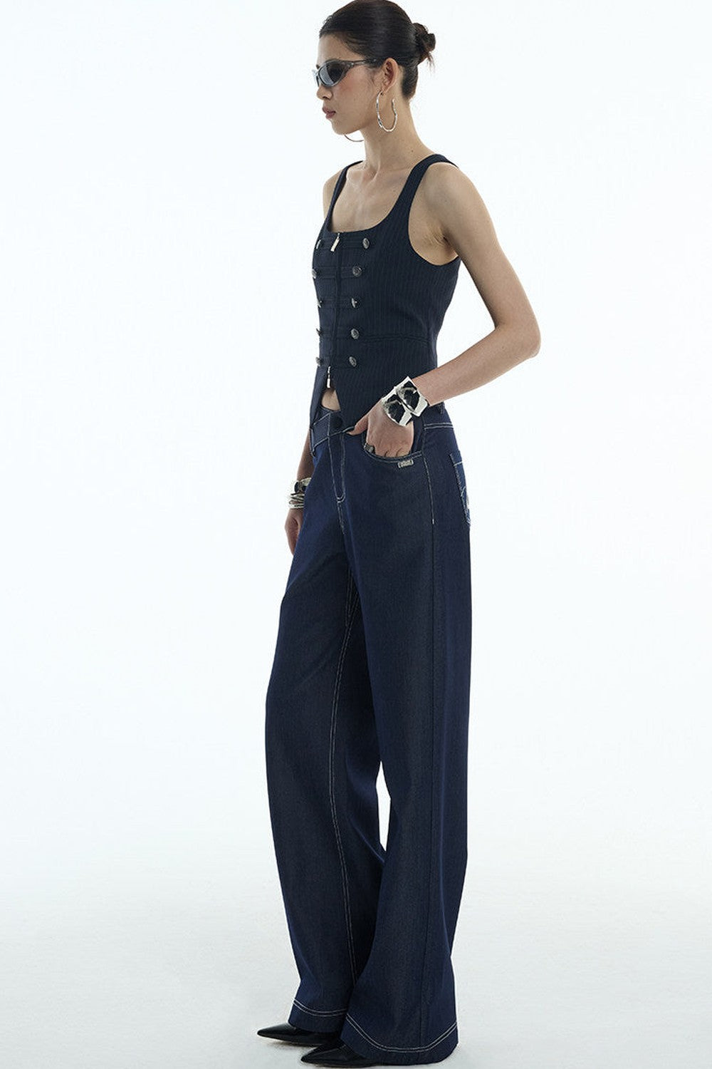 Asymmetrische Jeans aus Tencel-Denim