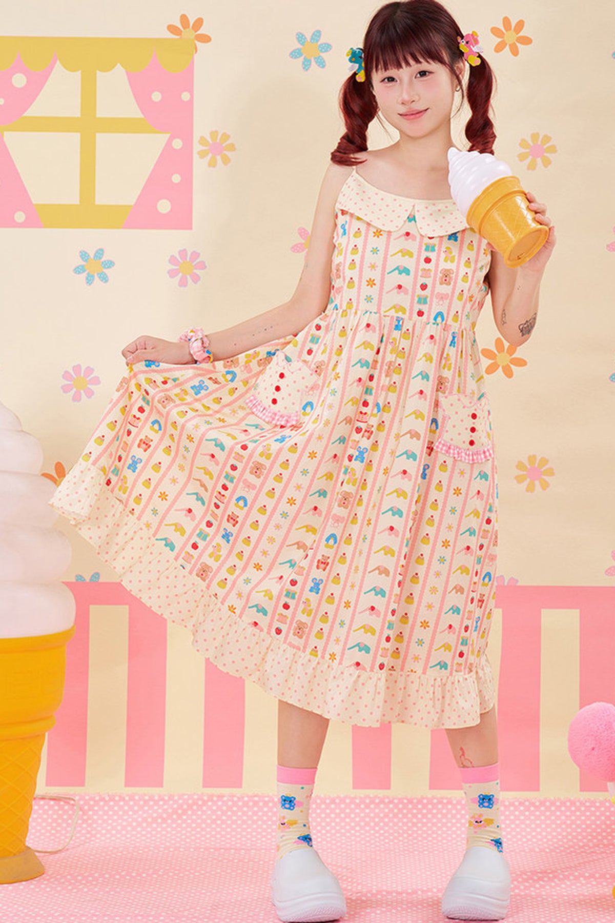 Kleid mit Animal-Print und verstellbaren Trägern