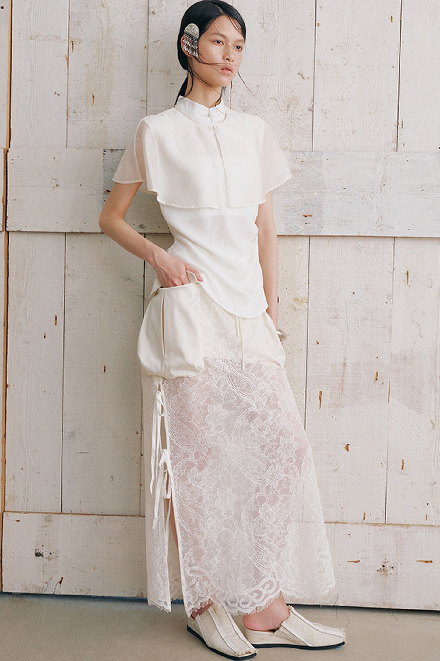 Detachable Shawl Collar Sleeveless Shirt