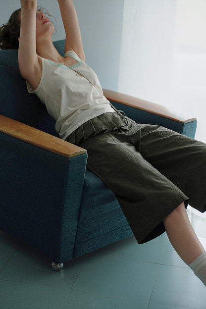 Pantaloni cropped a vita alta con orlo plissettato staccabile