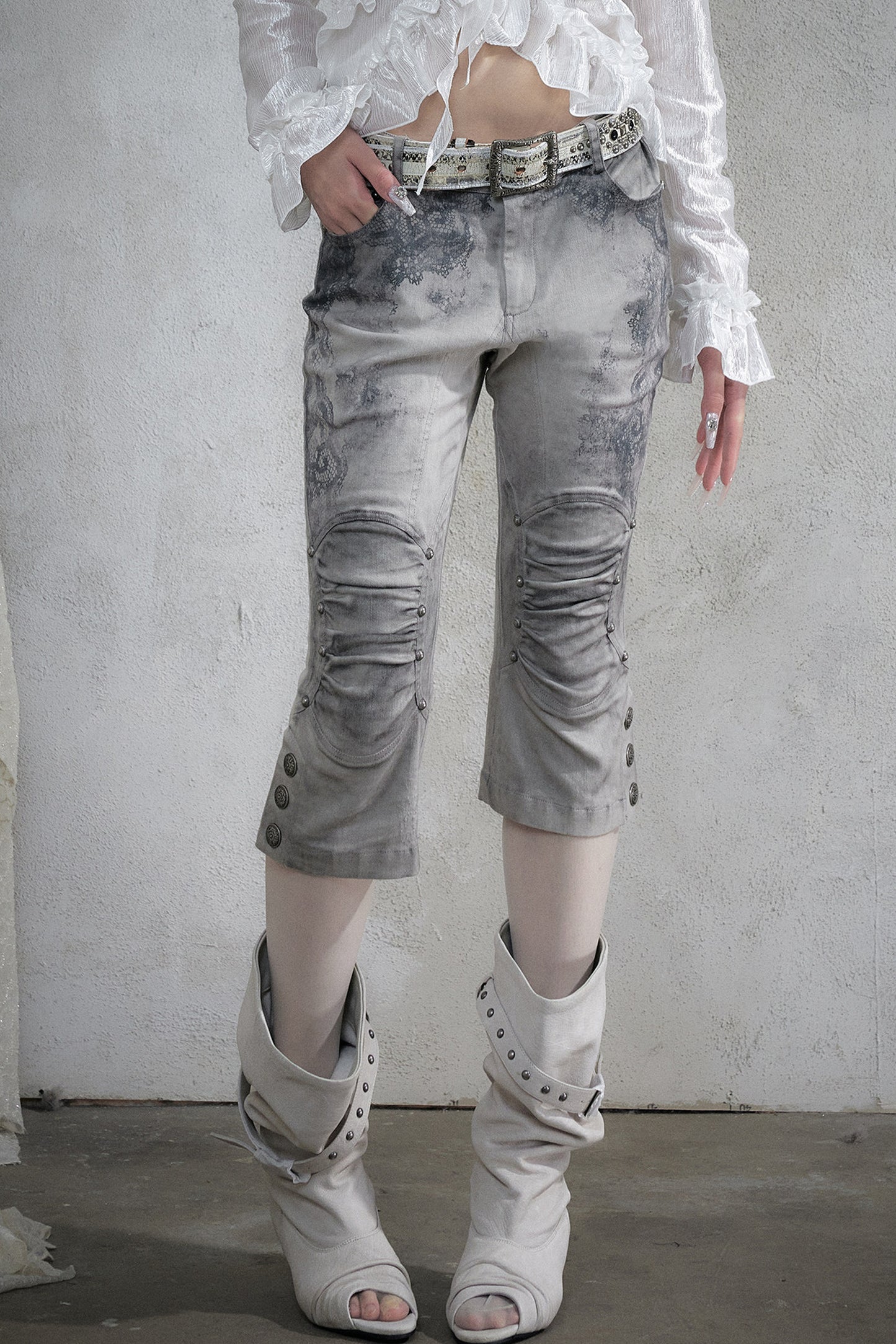 Vintage Distressed Lace Cropped Pants