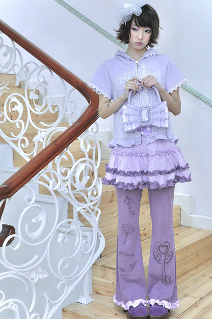 Pantaloni svasati in pizzo stile dreamcore