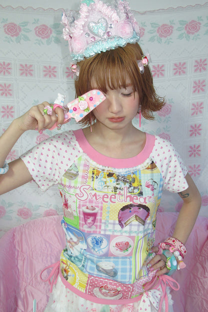 T-shirt ampia con graziosa stampa di torte e dessert