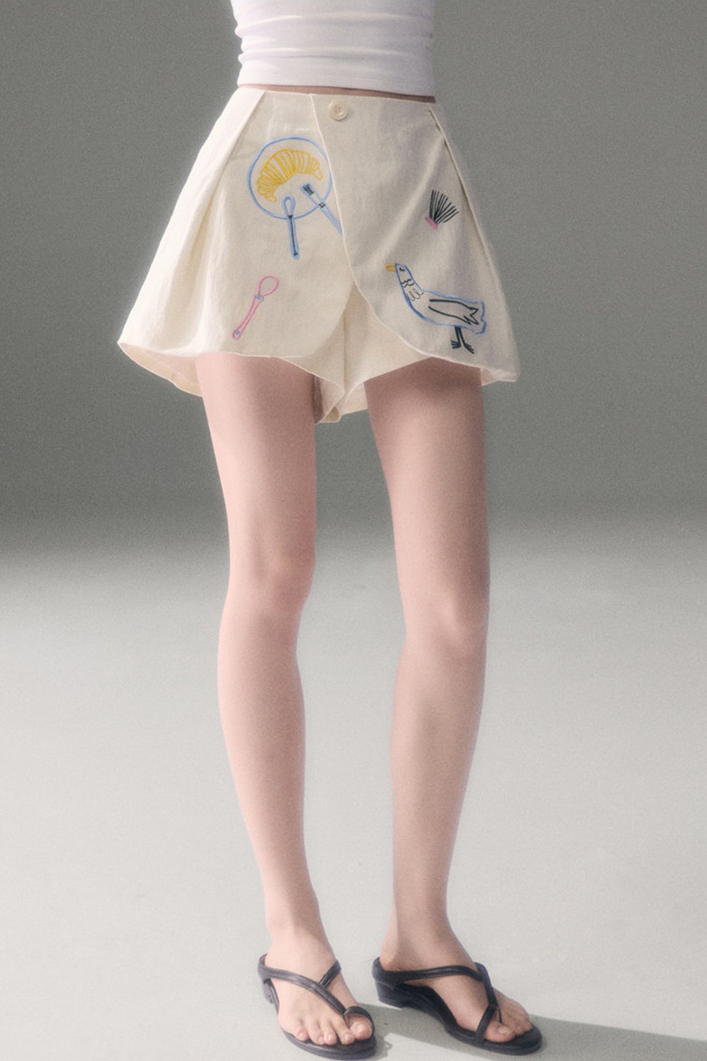 Ear Detail Tencel Cotton Embroidered Vest and Shorts Set-Up