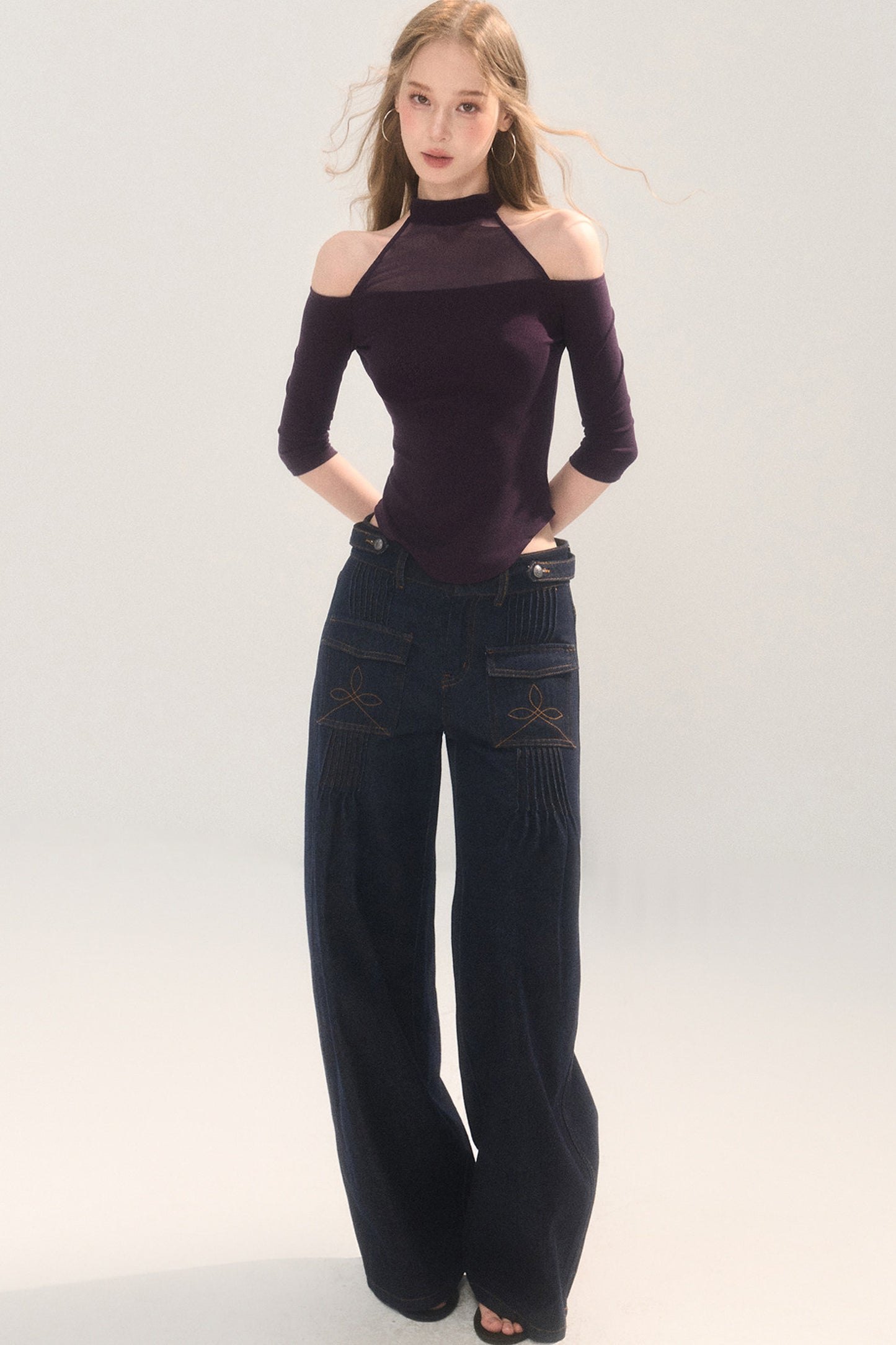 Pleated Pocket Wide Leg Jeans