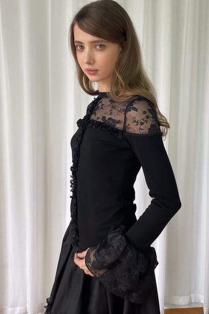 Lace Patchwork Ruffle Sleeve Knit Top