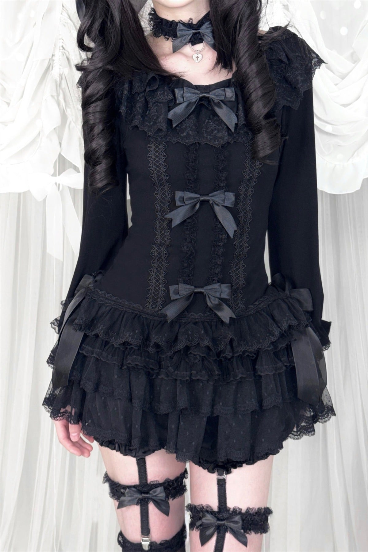 Multi-Layered Lace Bow Long Sleeve T-Shirt