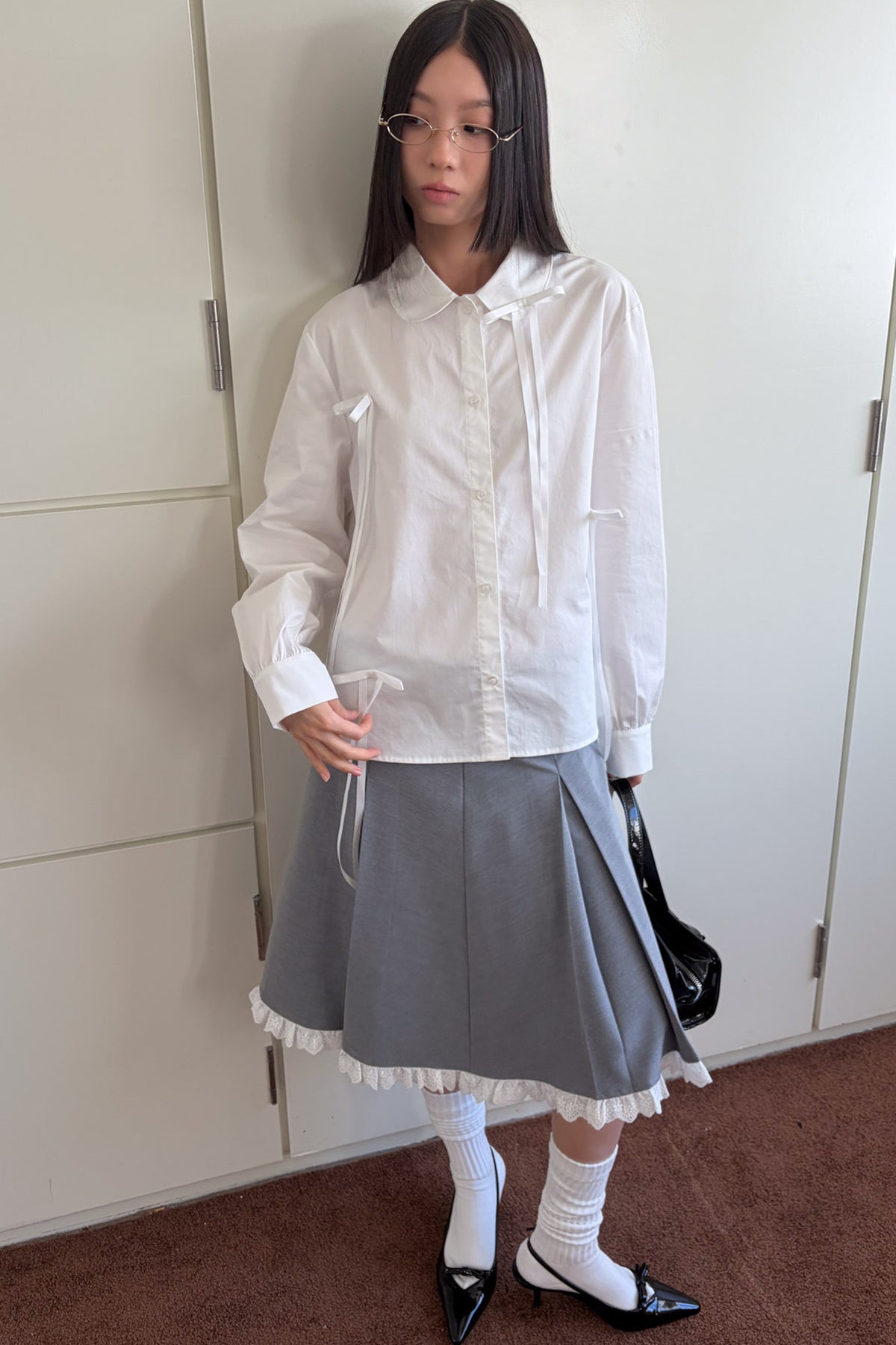 Pleated White Bow Doll Collar Shirt