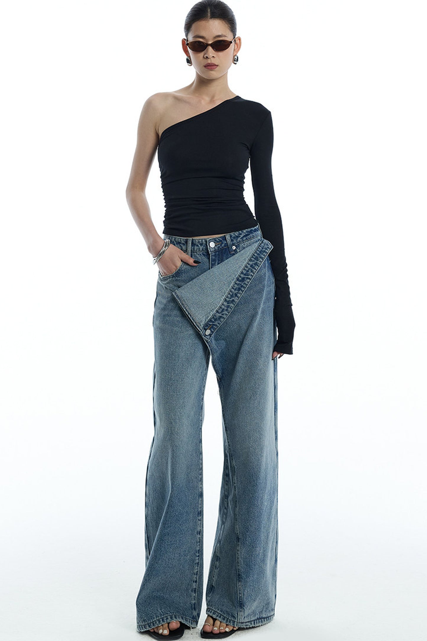 Ruched Waist One-Sleeve Knit Top