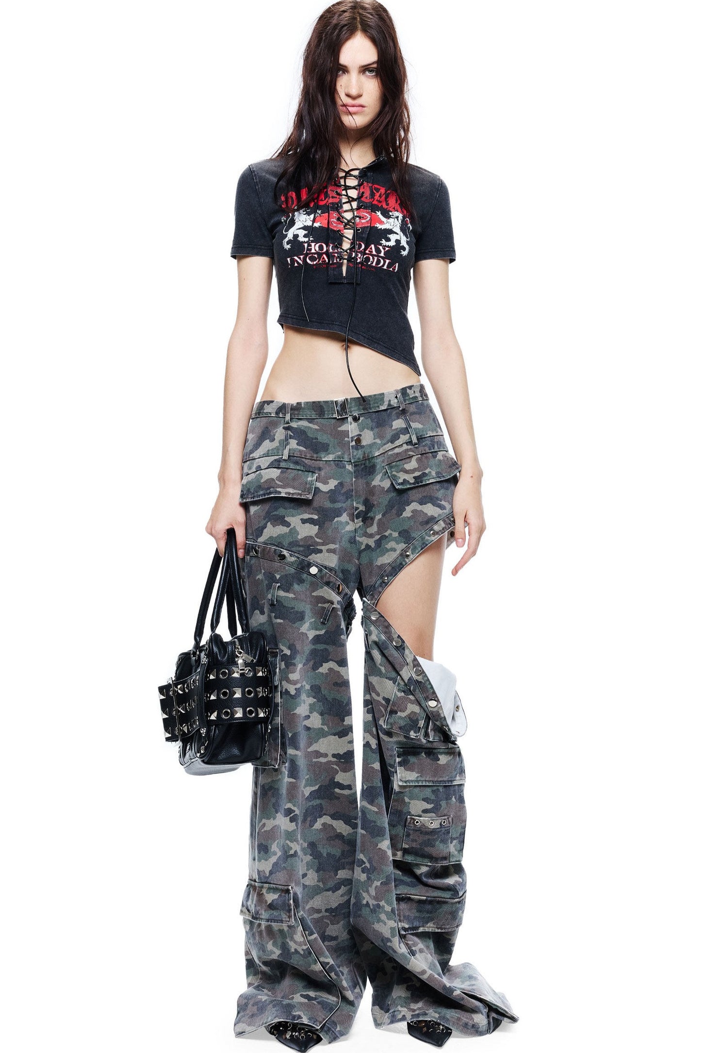 Asymmetrical Cut Grunge Graphic T-Shirt